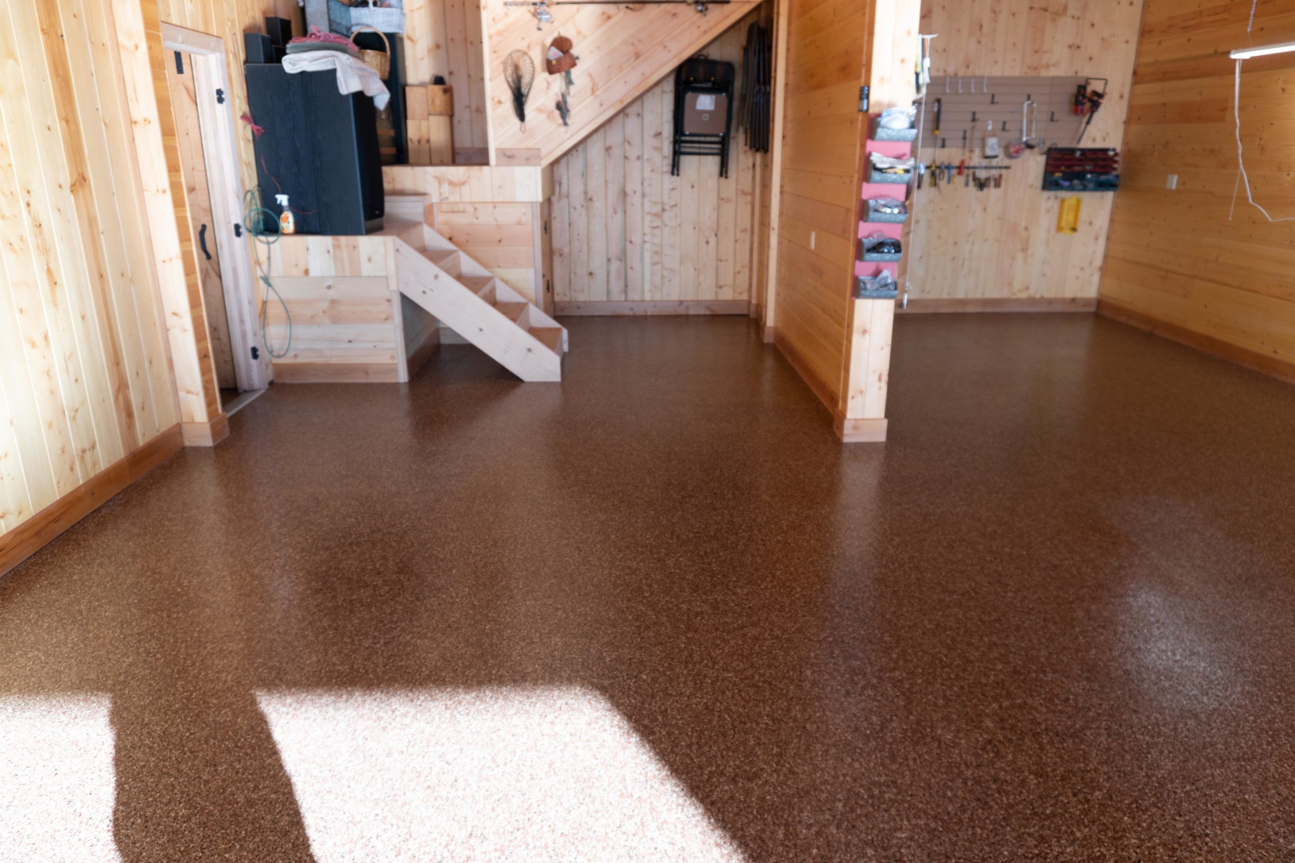 //www.koconcretecoatings.com/wp-content/uploads/2020/07/project3-Garage-4-scaled.jpg