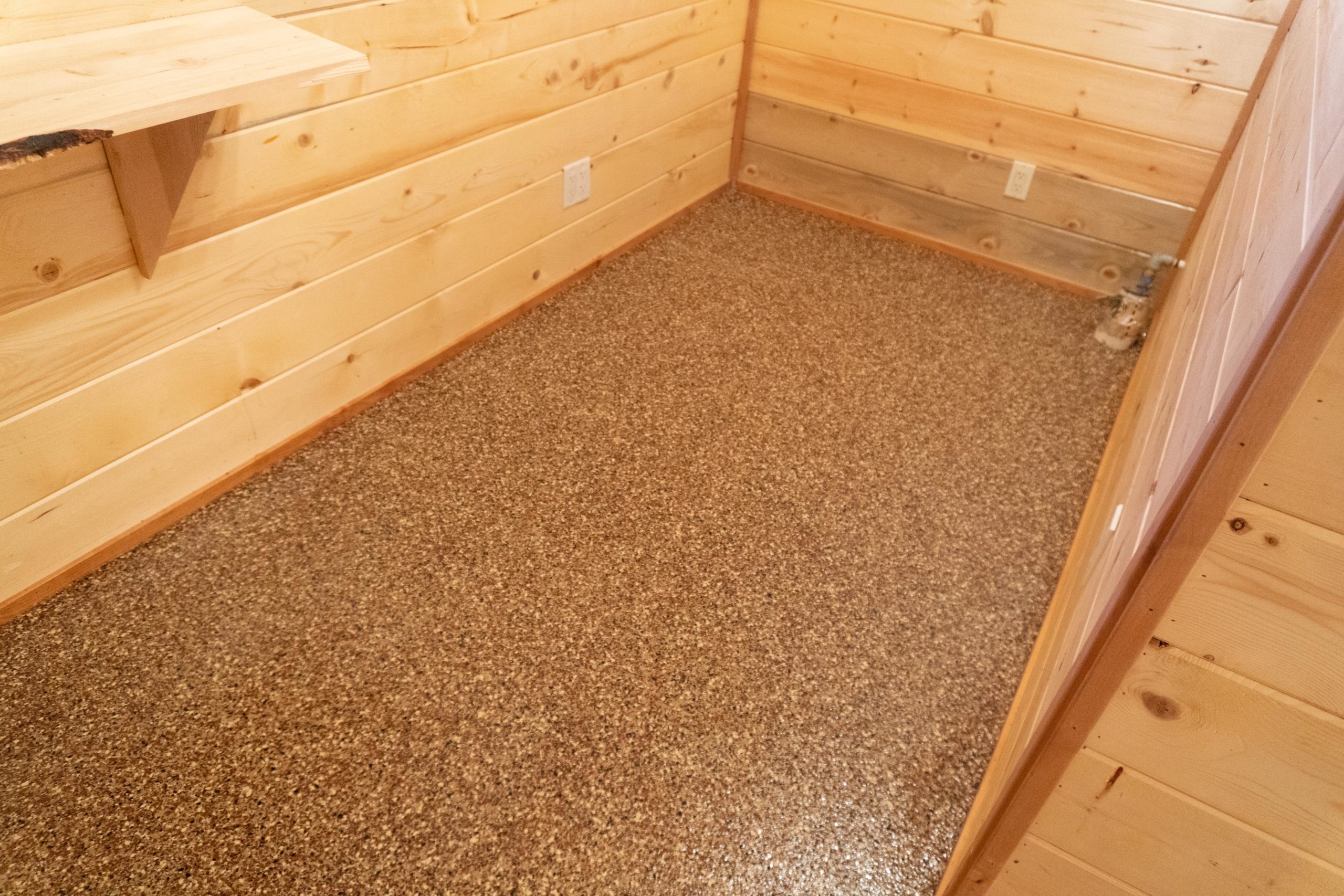 //www.koconcretecoatings.com/wp-content/uploads/2020/07/project3-Garage-5-scaled.jpg