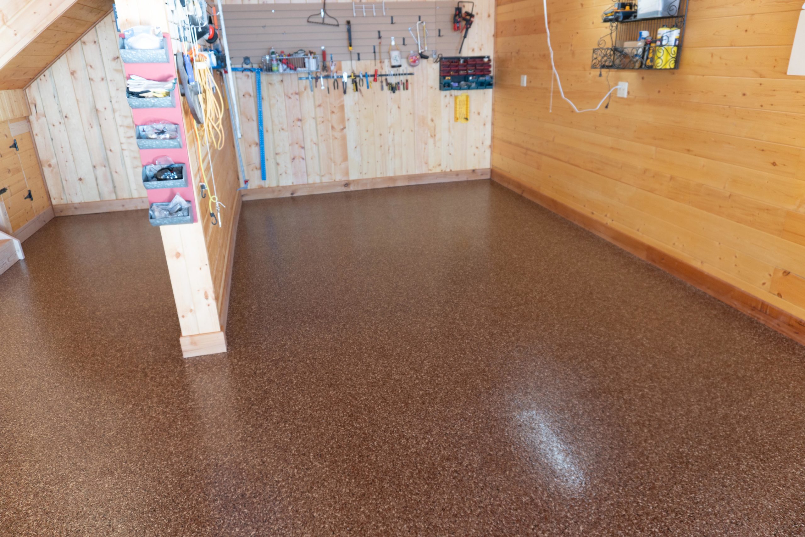 //www.koconcretecoatings.com/wp-content/uploads/2020/07/project3-Garage-6-scaled.jpg