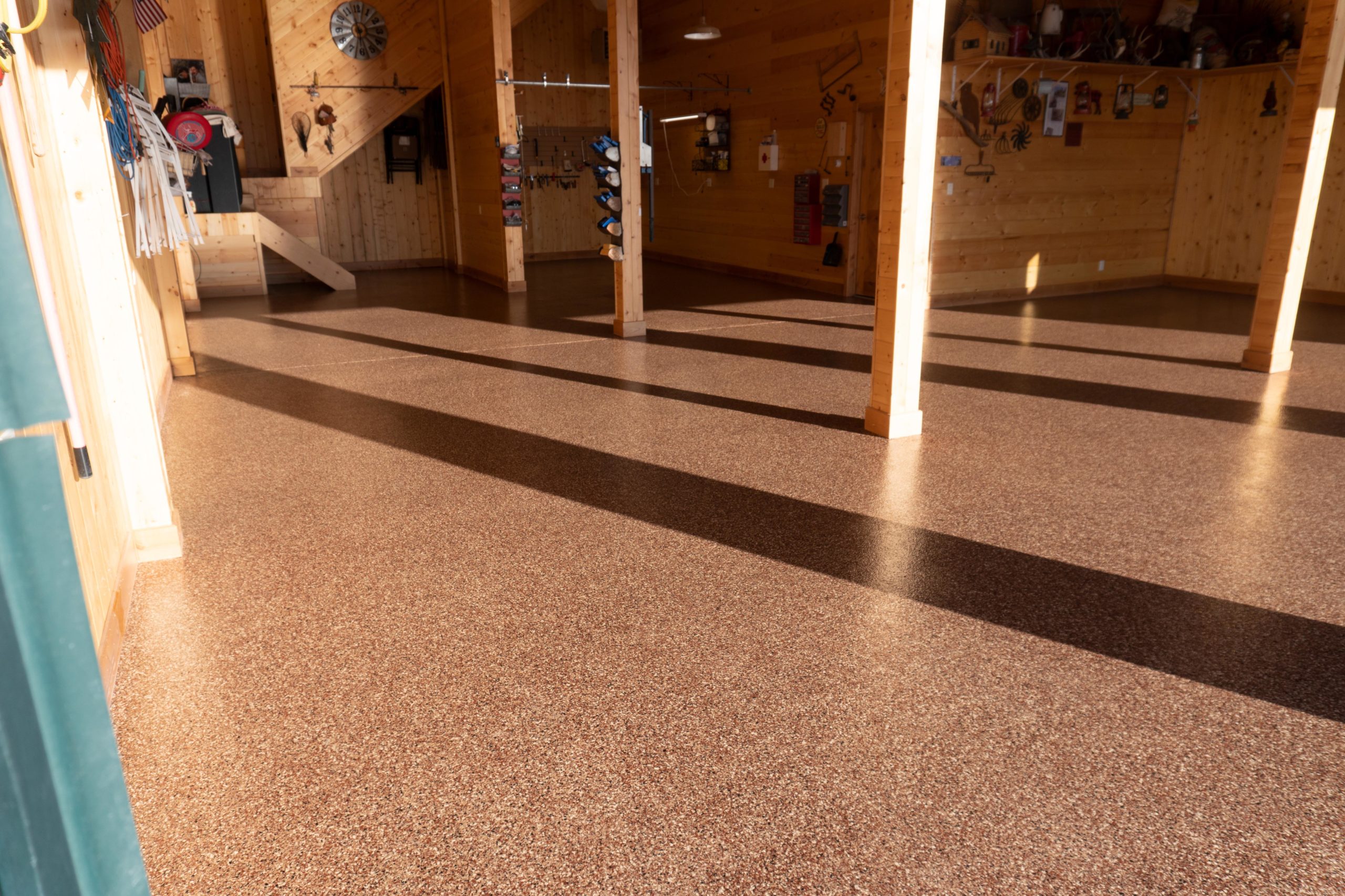 //www.koconcretecoatings.com/wp-content/uploads/2020/07/project3-Garage-8-scaled.jpg